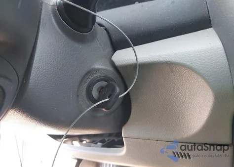 2009 Toyota Camry Le z USA, uszkodzony, nr VIN 4T1BE46K19U887538